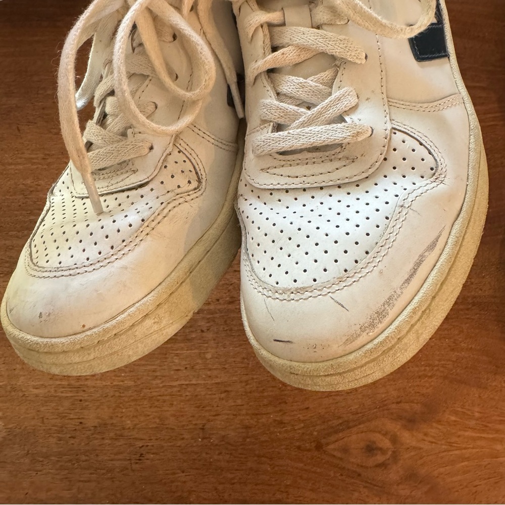 Veja V-10 Nautico Pekin White Navy Red Low Top Sneaker US 7 EUR 38 - Picture 11 of 11